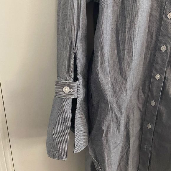 Jones New York Button Down Women’s Top - Picture 2 of 5